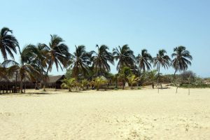 Die menschenleere Halbinsel La Guajira kennenlernen - 2-4 Tagestouren mit Fahrer können Sie sicher und bequem bei KOLUMBIENline buchen. Reiseveranstalter für Südamerika seit über 25 Jahren